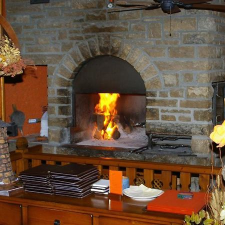 Hosteleria Santa Cruz Santa Cruz de la Serós Extérieur photo